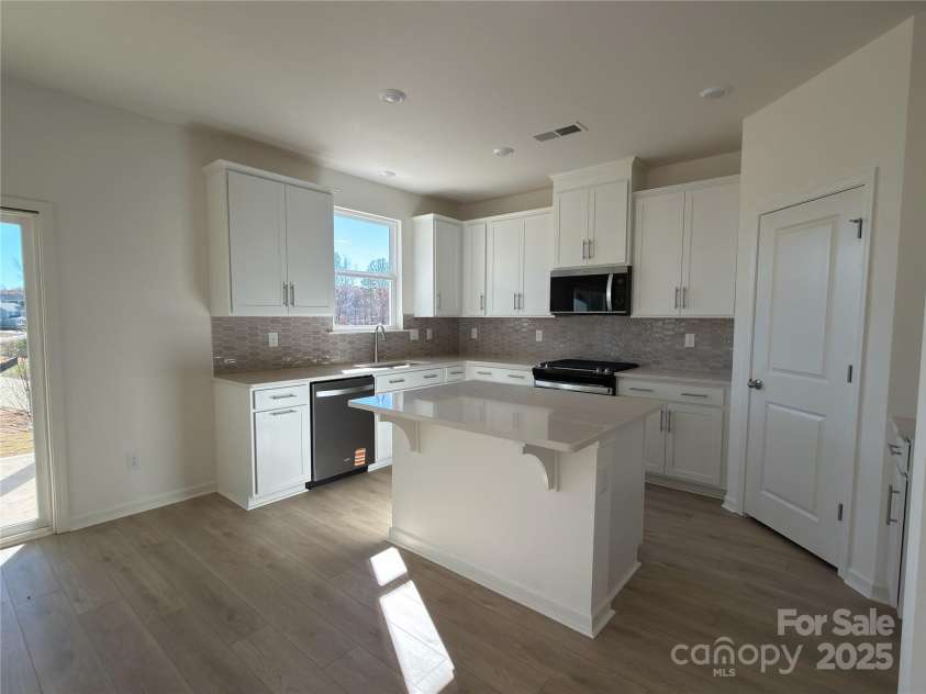 387 Lancashire Court, Denver, NC 28037.  MLS# CAR4282729, YatesRealty ID 4236. 