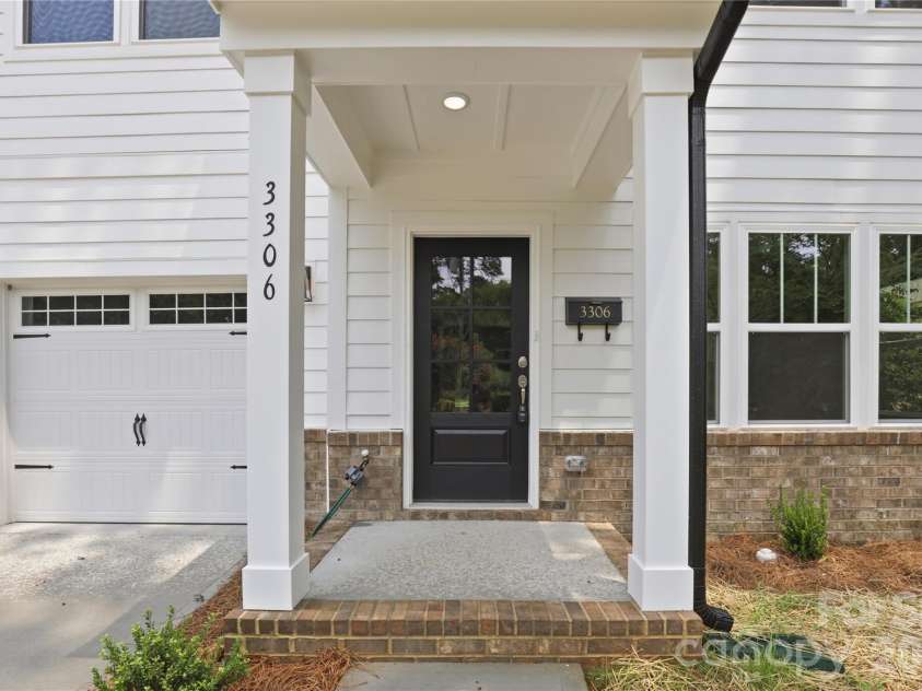 3306 Campbell Drive, Charlotte, NC 28205.  MLS# CAR4407175, YatesRealty ID 42362. 