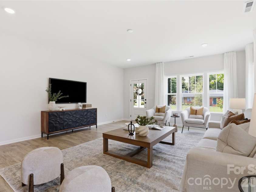 3314 Campbell Drive, Charlotte, NC 28205.  MLS# CAR4407198, YatesRealty ID 42363. 