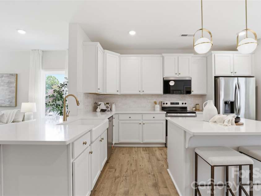 3314 Campbell Drive, Charlotte, NC 28205.  MLS# CAR4407198, YatesRealty ID 42363. 