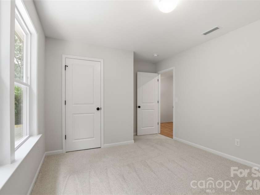 3314 Campbell Drive, Charlotte, NC 28205.  MLS# CAR4407198, YatesRealty ID 42363. 