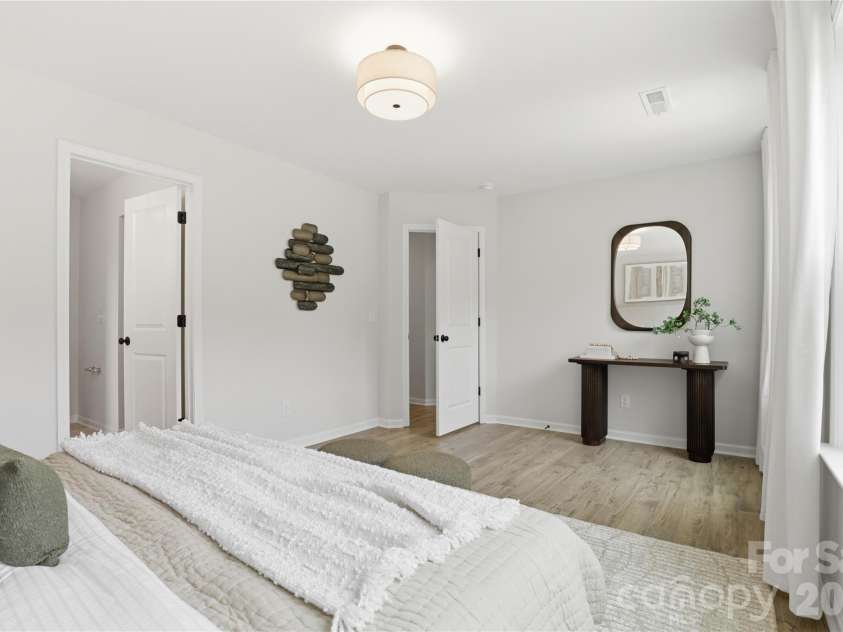 3314 Campbell Drive, Charlotte, NC 28205.  MLS# CAR4407198, YatesRealty ID 42363. 