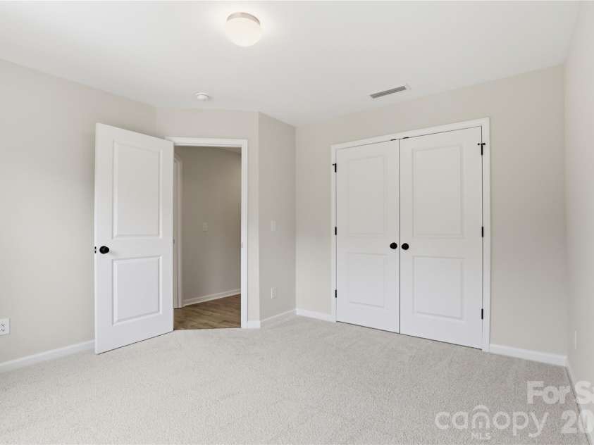 3314 Campbell Drive, Charlotte, NC 28205.  MLS# CAR4407198, YatesRealty ID 42363. 