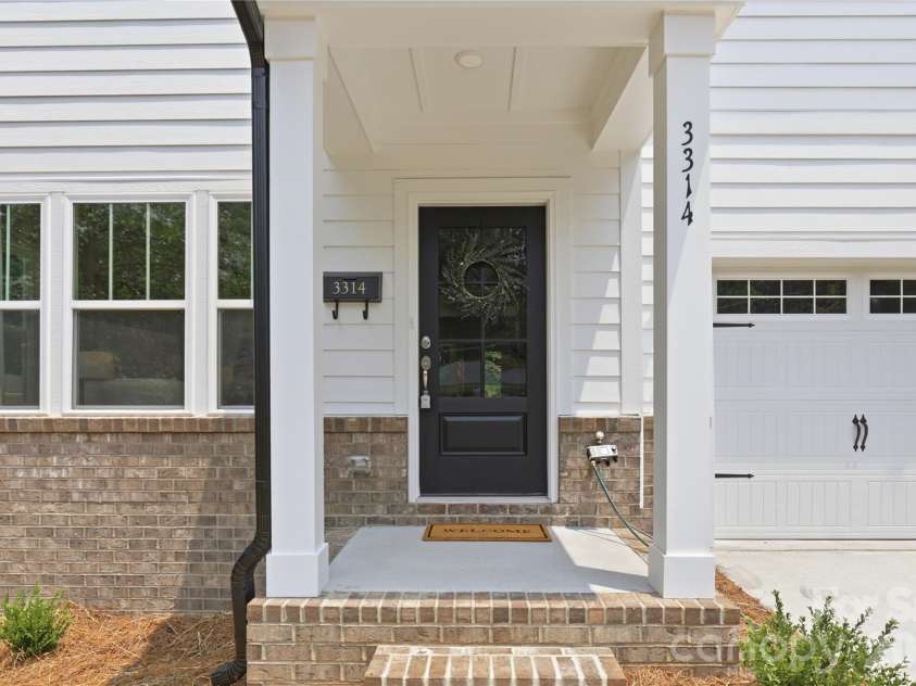 3314 Campbell Drive, Charlotte, NC 28205.  MLS# CAR4407198, YatesRealty ID 42363. 