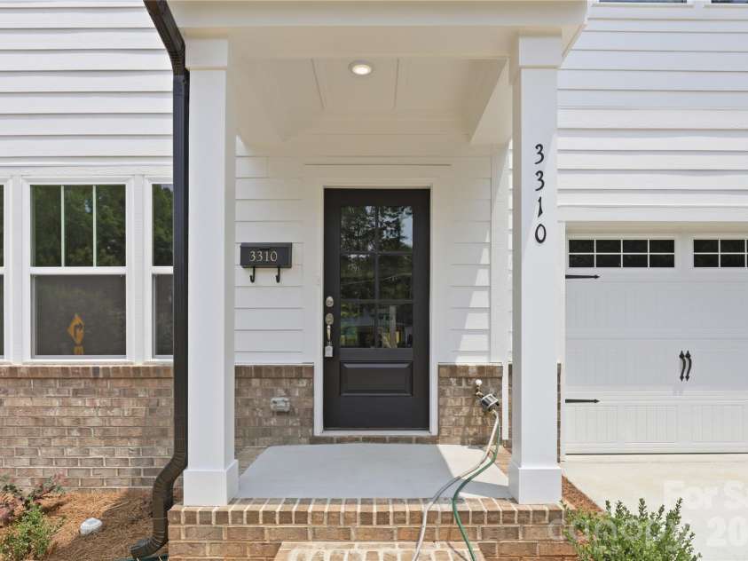 3310 Campbell Drive, Charlotte, NC 28205.  MLS# CAR4407202, YatesRealty ID 42364. 