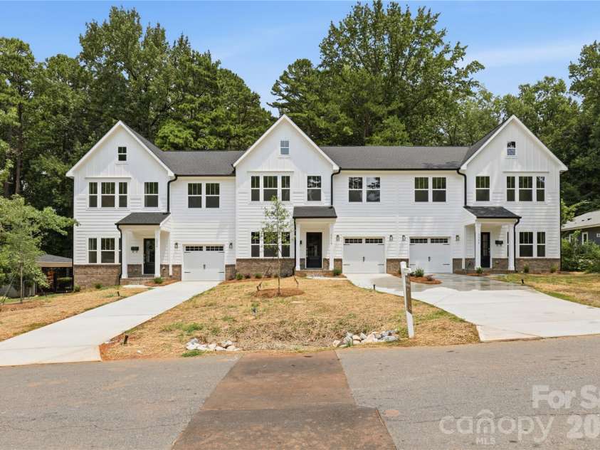 3310 Campbell Drive, Charlotte, NC 28205.  MLS# CAR4407202, YatesRealty ID 42364. 