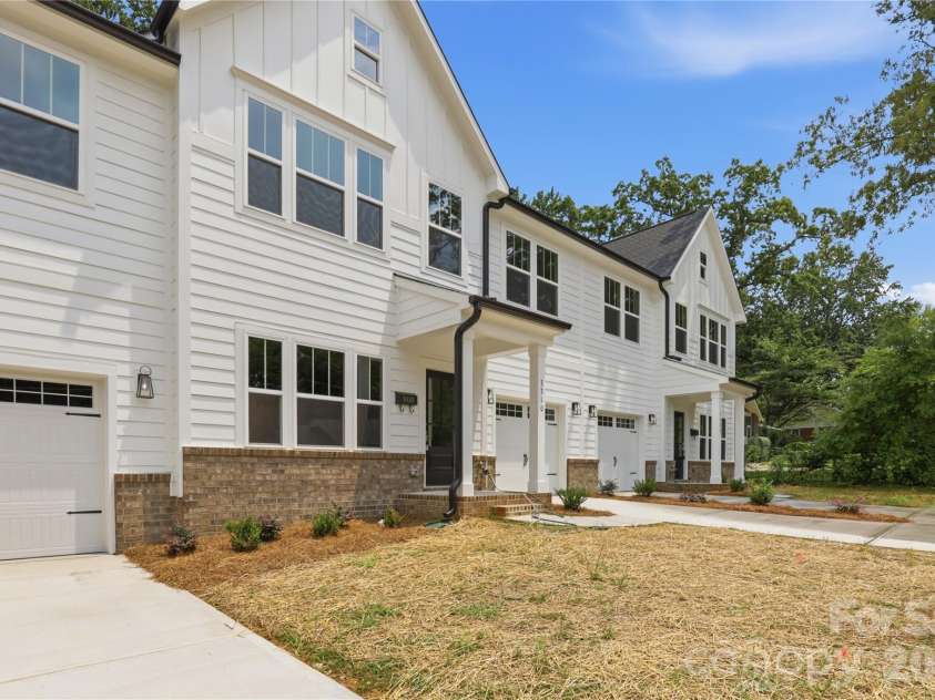 3310 Campbell Drive, Charlotte, NC 28205.  MLS# CAR4407202, YatesRealty ID 42364. 