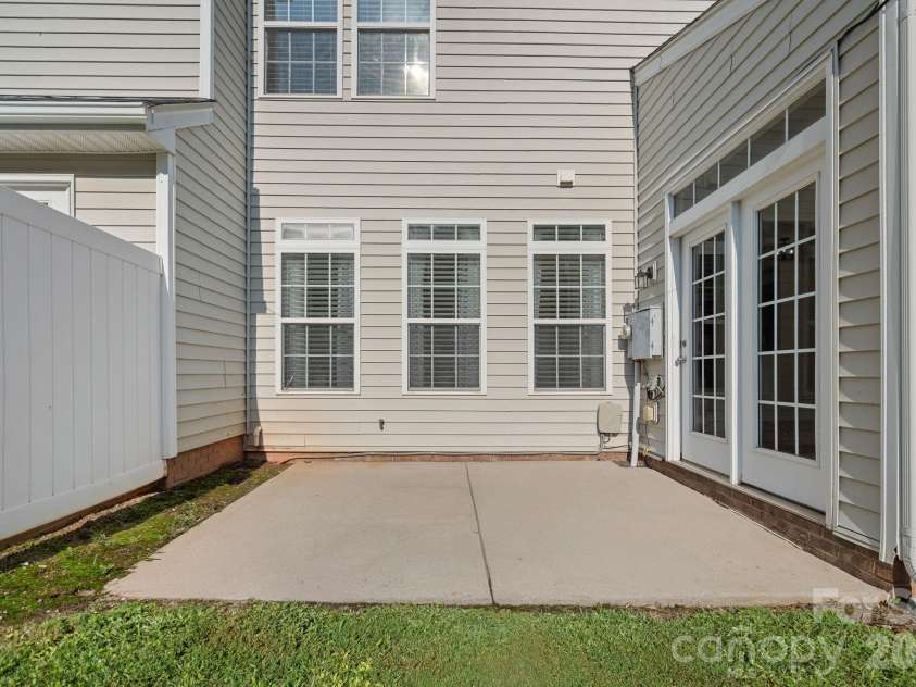 745 Prospect Lane, Fort Mill, SC 29708.  MLS# CAR4405767, YatesRealty ID 42366. 