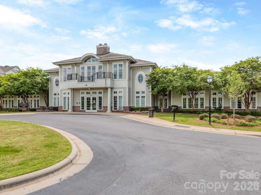 5951 Carrollton Lane, Charlotte, NC 28210.  MLS# CAR4409578, YatesRealty ID 42367. 