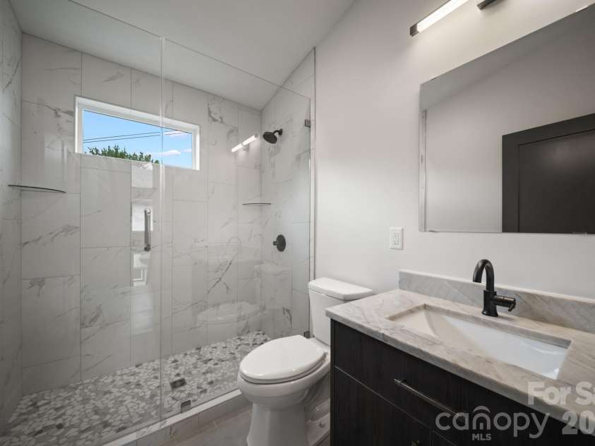 87 Glendale Avenue, Asheville, NC 28803.  MLS# CAR4409214, YatesRealty ID 42368. 