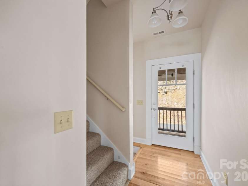 5 Lila Lane, Clyde, NC 28721.  MLS# CAR4349173, YatesRealty ID 4237. 