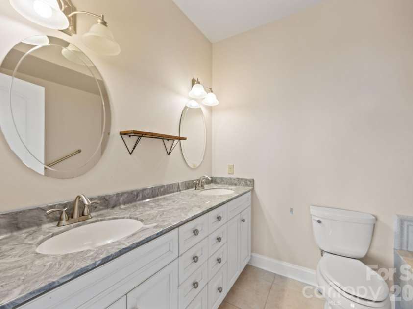 5 Lila Lane, Clyde, NC 28721.  MLS# CAR4349173, YatesRealty ID 4237. 