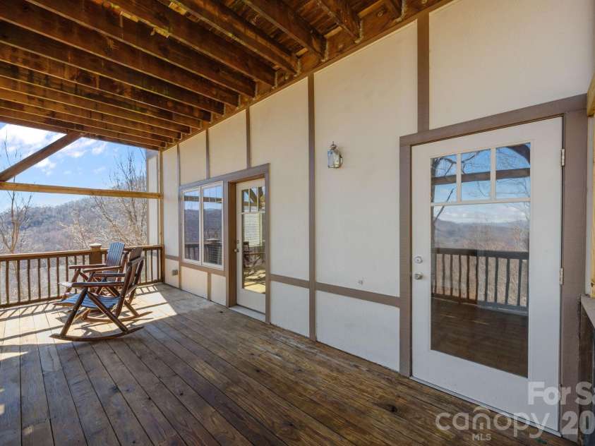 5 Lila Lane, Clyde, NC 28721.  MLS# CAR4349173, YatesRealty ID 4237. 