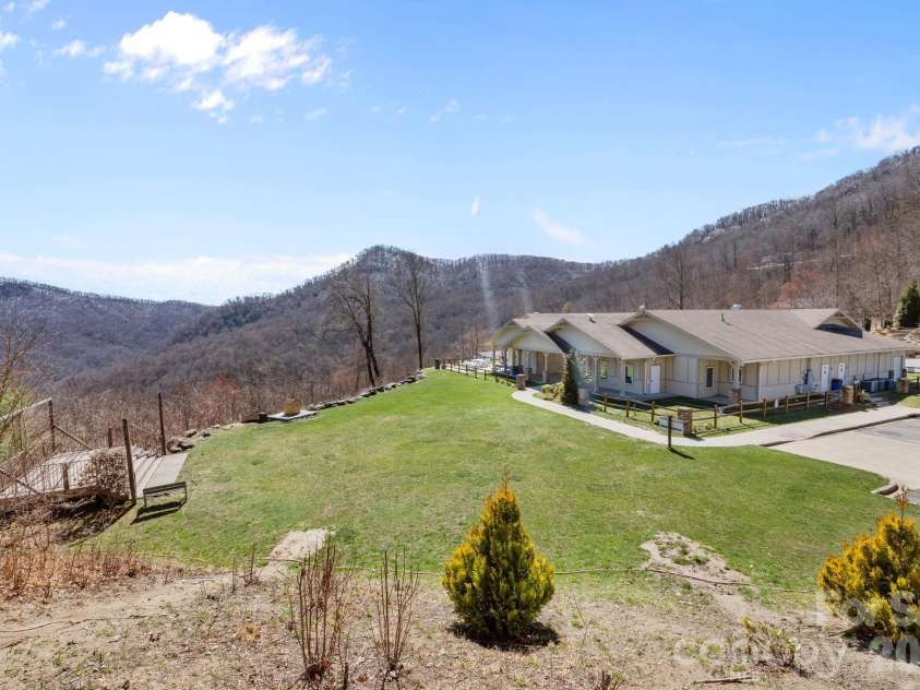 5 Lila Lane, Clyde, NC 28721.  MLS# CAR4349173, YatesRealty ID 4237. 