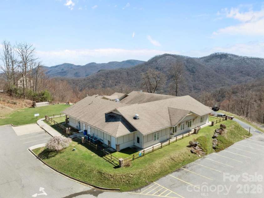 5 Lila Lane, Clyde, NC 28721.  MLS# CAR4349173, YatesRealty ID 4237. 