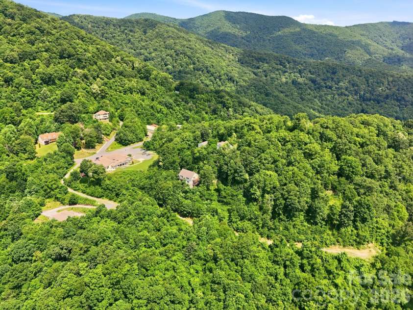 5 Lila Lane, Clyde, NC 28721.  MLS# CAR4349173, YatesRealty ID 4237. 