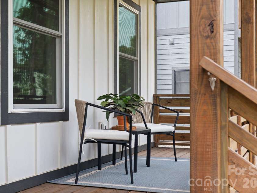 89 Glendale Avenue, Asheville, NC 28803.  MLS# CAR4409722, YatesRealty ID 42370. 