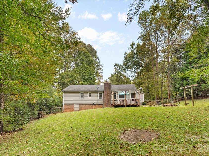 113 Sawtooth Lane, Stanley, NC 28164.  MLS# CAR4410991, YatesRealty ID 42374. 1.26 acres!