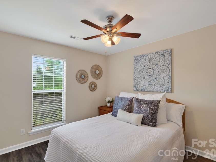 8424 Hirsch Drive, Charlotte, NC 28277.  MLS# CAR4411404, YatesRealty ID 42376. 