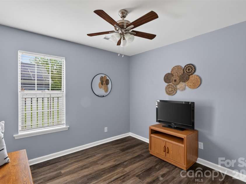 8424 Hirsch Drive, Charlotte, NC 28277.  MLS# CAR4411404, YatesRealty ID 42376. 
