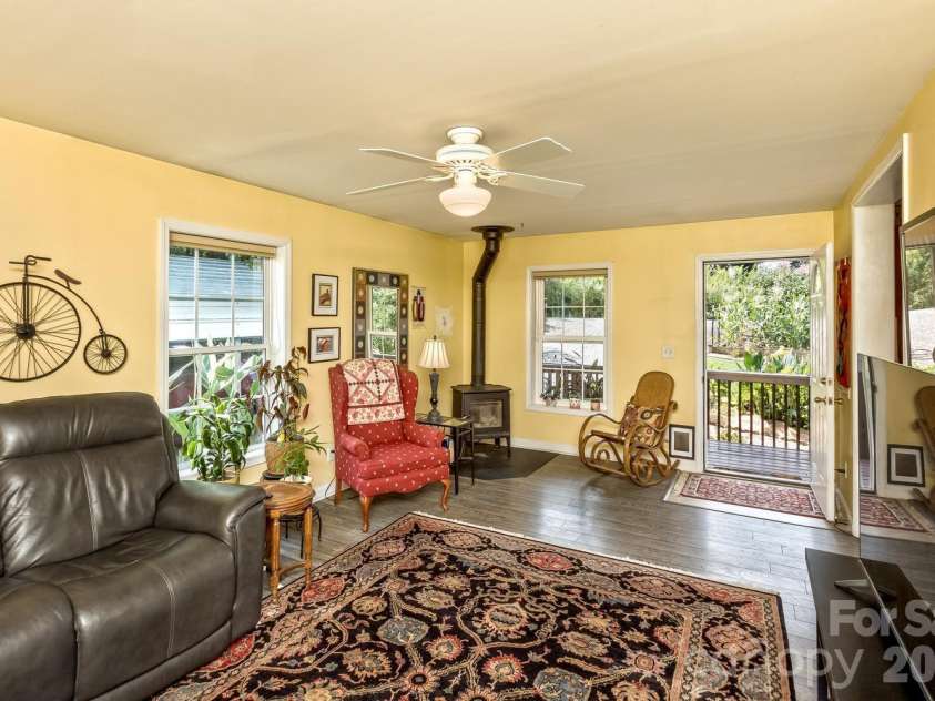 11 Dusty Lane, Leicester, NC 28748.  MLS# CAR4412609, YatesRealty ID 42377. 