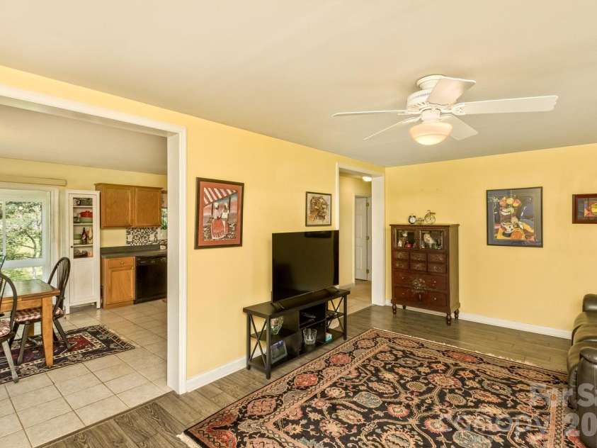 11 Dusty Lane, Leicester, NC 28748.  MLS# CAR4412609, YatesRealty ID 42377. 
