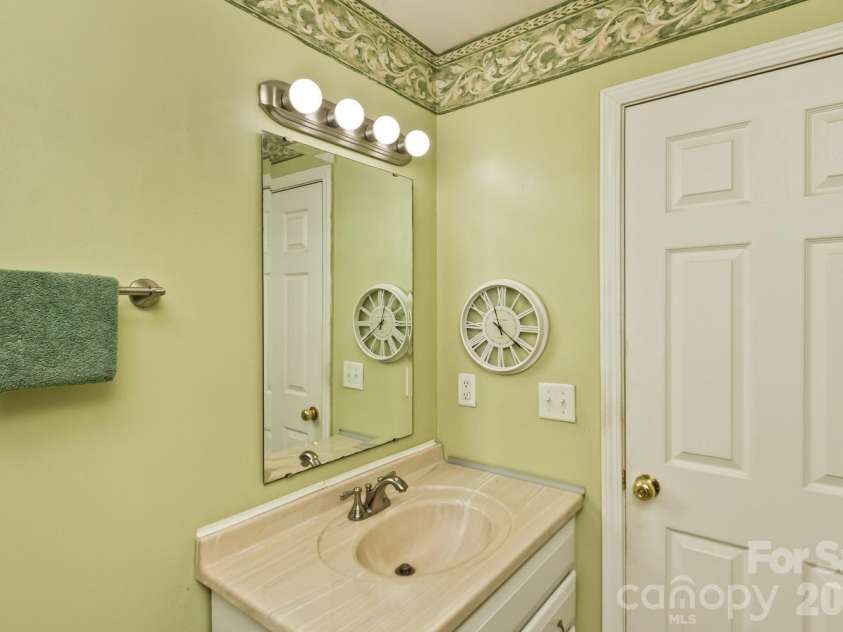 11 Dusty Lane, Leicester, NC 28748.  MLS# CAR4412609, YatesRealty ID 42377. 