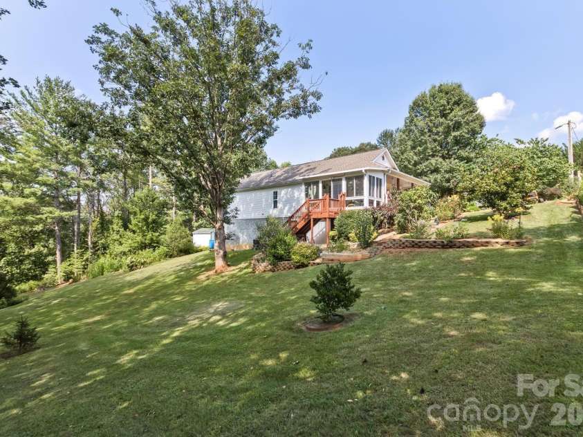 11 Dusty Lane, Leicester, NC 28748.  MLS# CAR4412609, YatesRealty ID 42377. 