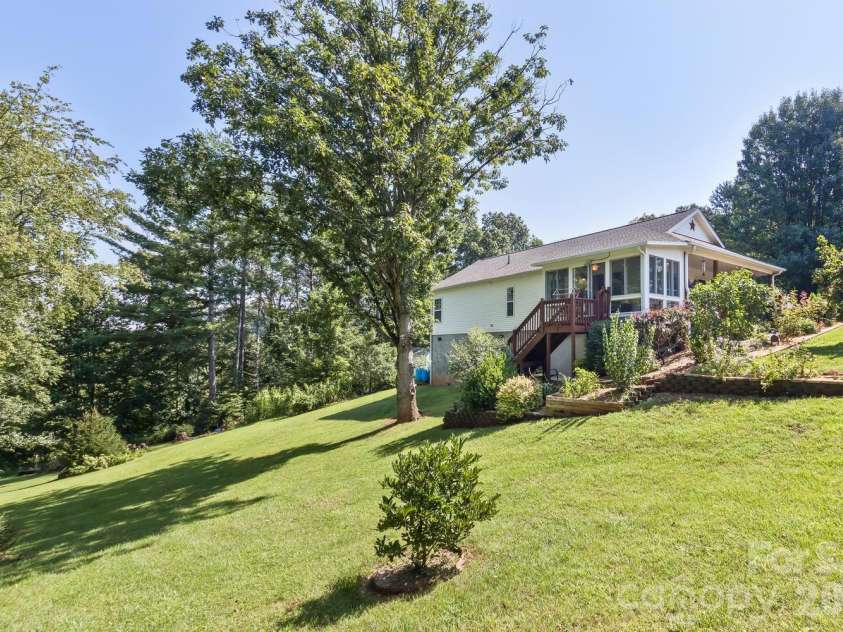 11 Dusty Lane, Leicester, NC 28748.  MLS# CAR4412609, YatesRealty ID 42377. 