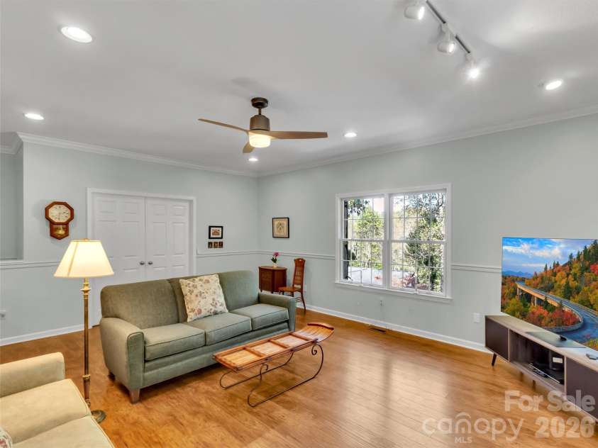 132 Aldersgate Road, Waynesville, NC 28786.  MLS# CAR4410422, YatesRealty ID 42379. 