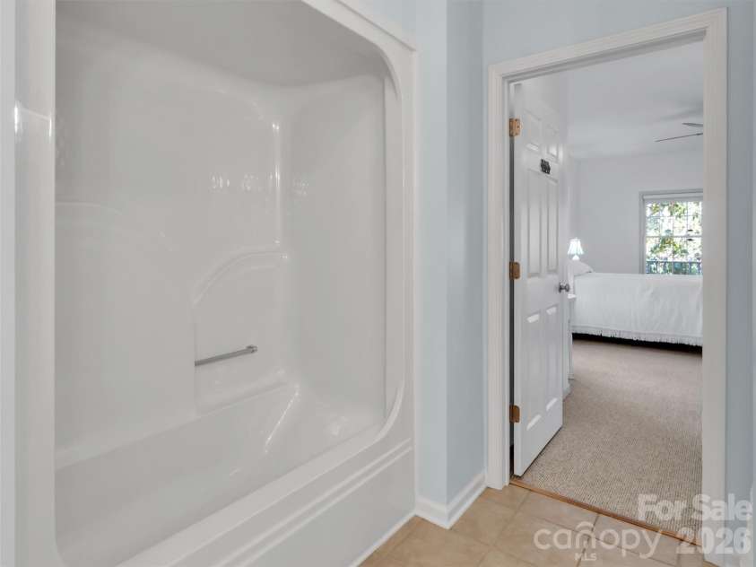 132 Aldersgate Road, Waynesville, NC 28786.  MLS# CAR4410422, YatesRealty ID 42379. 