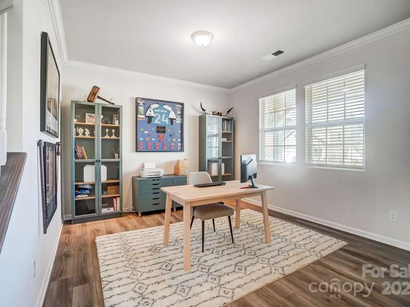 19117 Hawk Haven Lane, Charlotte, NC 28278.  MLS# CAR4215357, YatesRealty ID 4238. Office