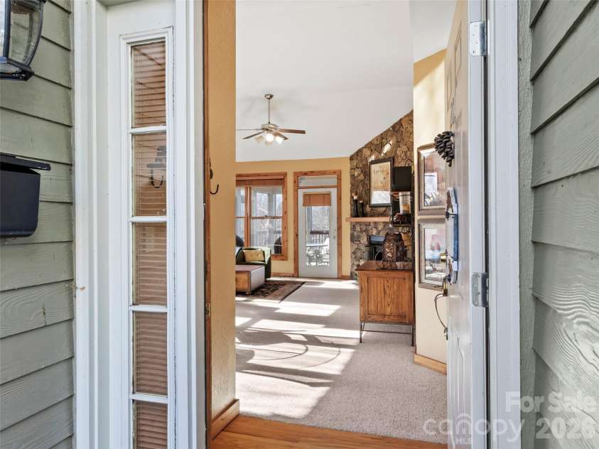 80 Stoney Falls Loop, Burnsville, NC 28714.  MLS# CAR4335875, YatesRealty ID 4238. 