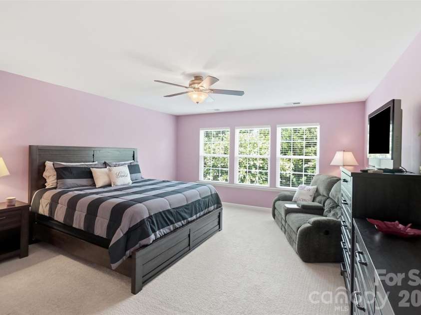 3715 Franklin Meadows Drive, Matthews, NC 28105.  MLS# CAR4400468, YatesRealty ID 42380. 