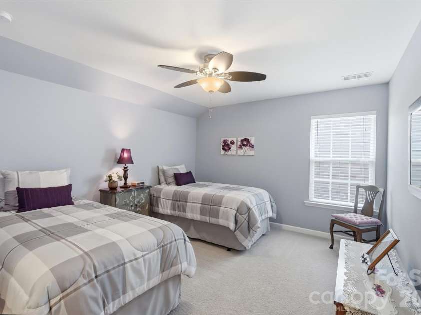 3715 Franklin Meadows Drive, Matthews, NC 28105.  MLS# CAR4400468, YatesRealty ID 42380. 