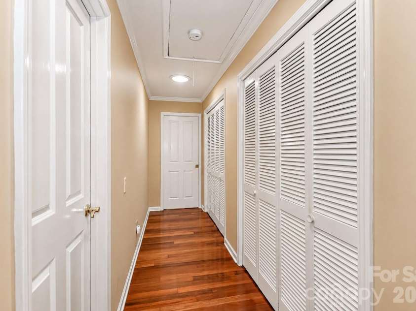 107 Augusta Drive, Statesville, NC 28625.  MLS# CAR4403997, YatesRealty ID 42381. 