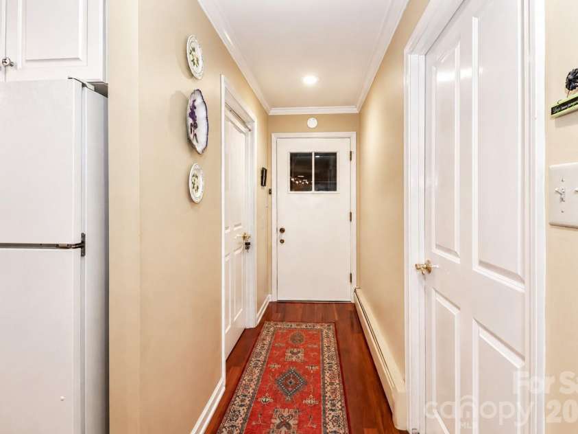 107 Augusta Drive, Statesville, NC 28625.  MLS# CAR4403997, YatesRealty ID 42381. 