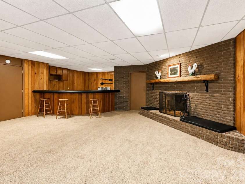 107 Augusta Drive, Statesville, NC 28625.  MLS# CAR4403997, YatesRealty ID 42381. 