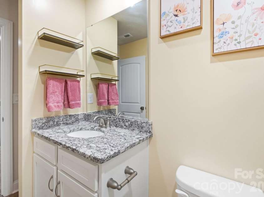 193 Adams Tree Way, Troutman, NC 28166.  MLS# CAR4405517, YatesRealty ID 42384. 