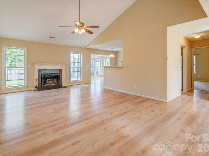 264 Cottage Ridge Road, Fletcher, NC 28732.  MLS# CAR4406301, YatesRealty ID 42386. 