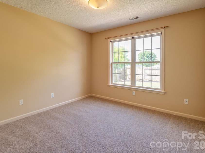 264 Cottage Ridge Road, Fletcher, NC 28732.  MLS# CAR4406301, YatesRealty ID 42386. 