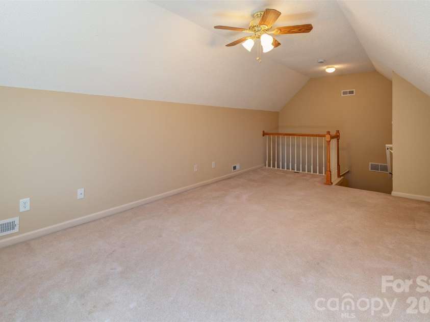 264 Cottage Ridge Road, Fletcher, NC 28732.  MLS# CAR4406301, YatesRealty ID 42386. 