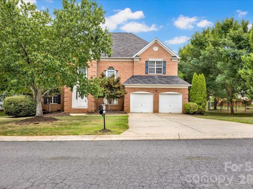 12616 Bannock Drive, Charlotte, NC 28277.  MLS# CAR4402383, YatesRealty ID 42387. 