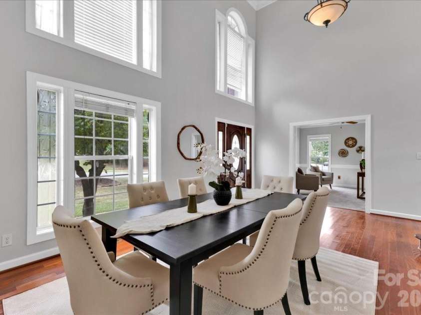 12616 Bannock Drive, Charlotte, NC 28277.  MLS# CAR4402383, YatesRealty ID 42387. Full of Light Dining Space