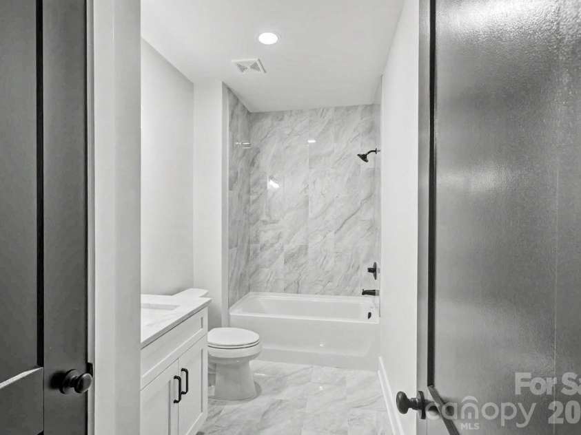 3159 Timber Run Lane, Maiden, NC 28650.  MLS# CAR4405270, YatesRealty ID 42388. 
