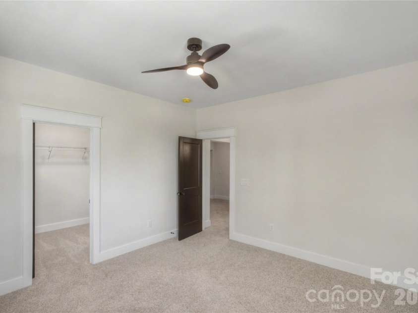 3159 Timber Run Lane, Maiden, NC 28650.  MLS# CAR4405270, YatesRealty ID 42388. Bedrm 3