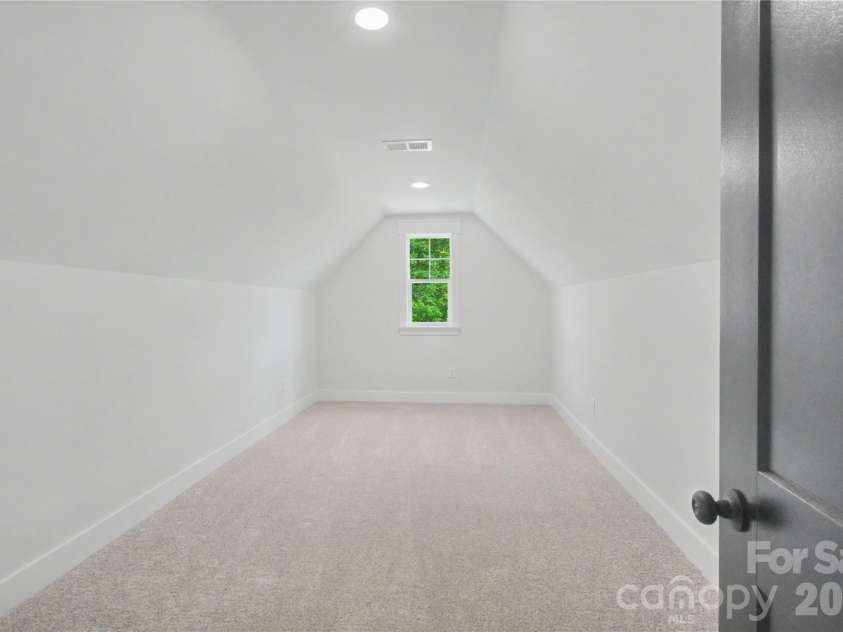 3159 Timber Run Lane, Maiden, NC 28650.  MLS# CAR4405270, YatesRealty ID 42388. Closetext