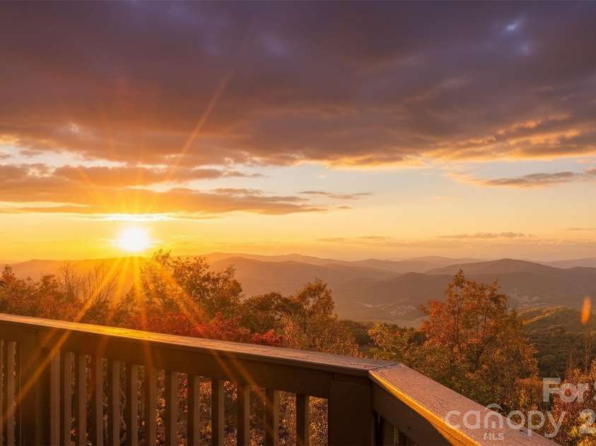 80 Slickrock Road, Burnsville, NC 28714.  MLS# CAR4310307, YatesRealty ID 4239. 