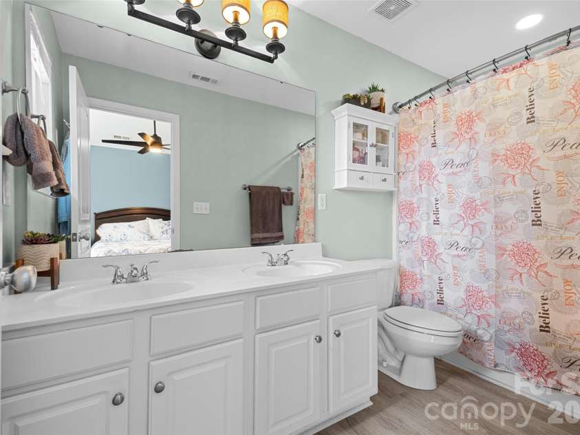 642 Brickdust Court, Fort Mill, SC 29708.  MLS# CAR4406324, YatesRealty ID 42392. 