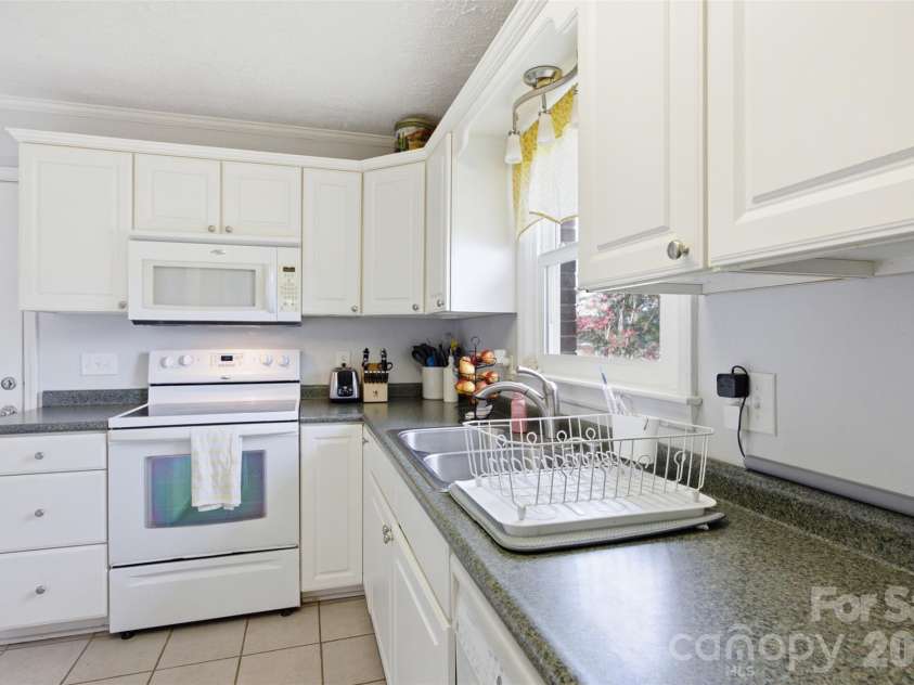 2106 Polkville Road, Shelby, NC 28150.  MLS# CAR4408893, YatesRealty ID 42395. 